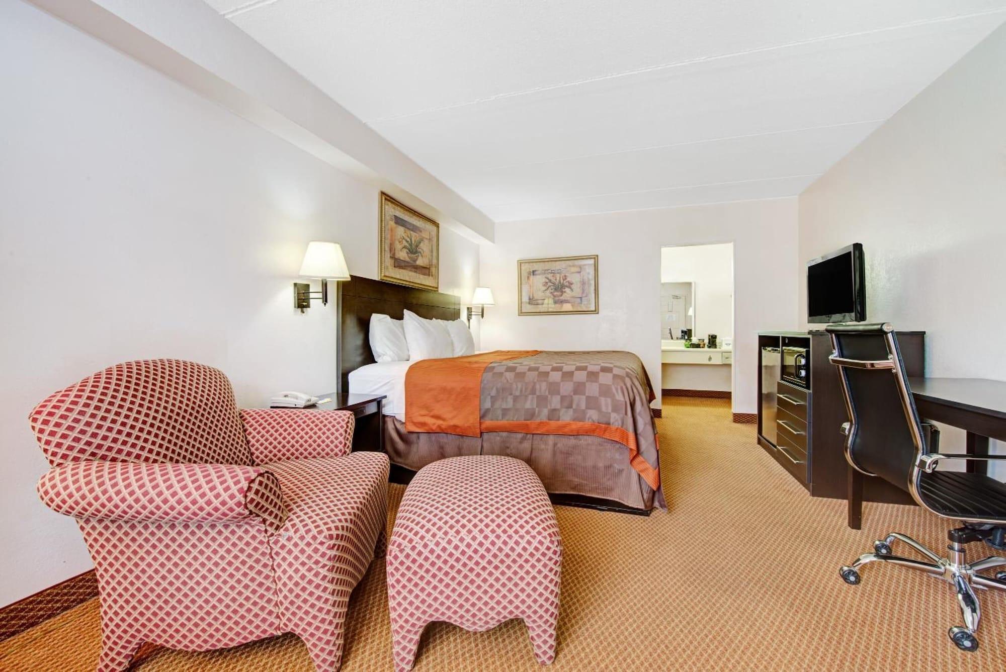 Hotel Baymont By Wyndham Near Lackland Afb