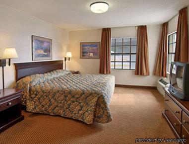 Hotel Baymont By Wyndham Near Lackland Afb San Antonio