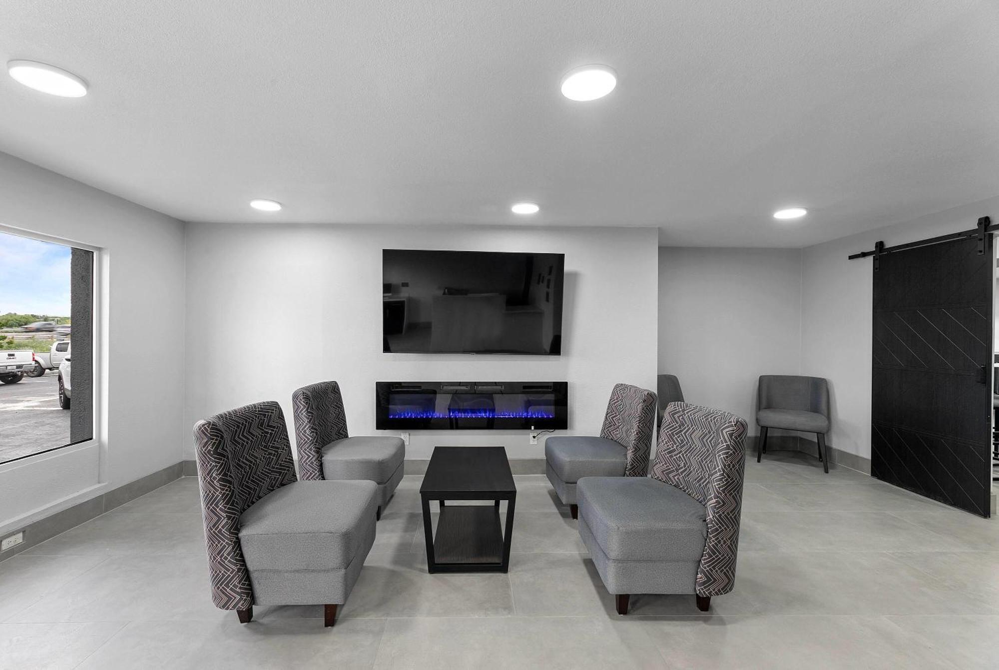 Baymont By Wyndham Near Lackland Afb *