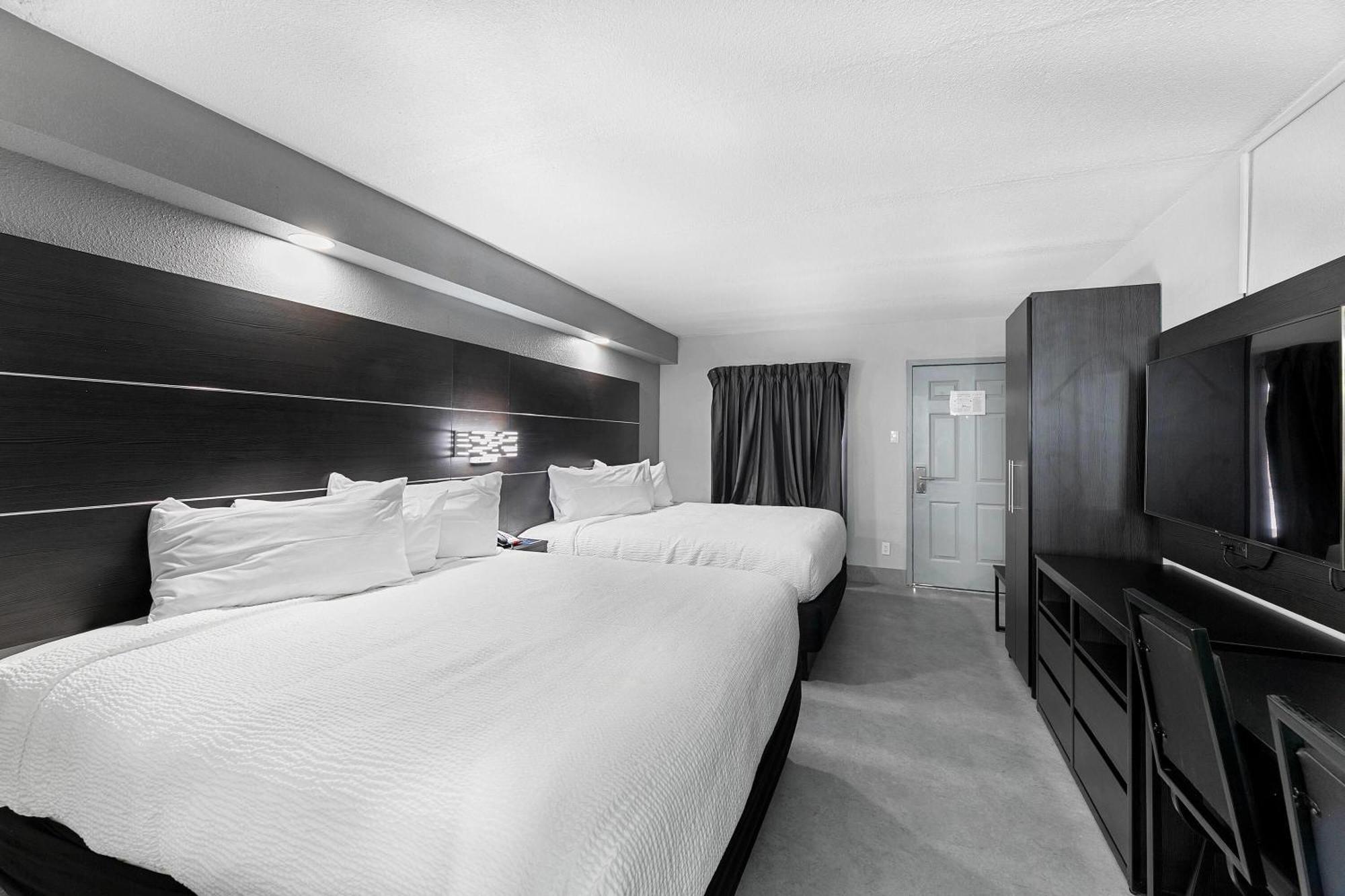 Baymont By Wyndham Near Lackland Afb * San Antonio