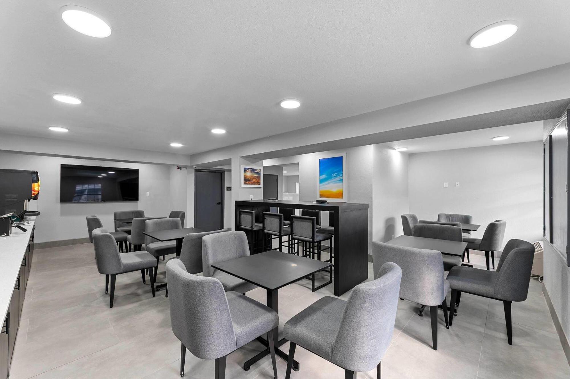 Baymont By Wyndham Near Lackland Afb Hotel San Antonio