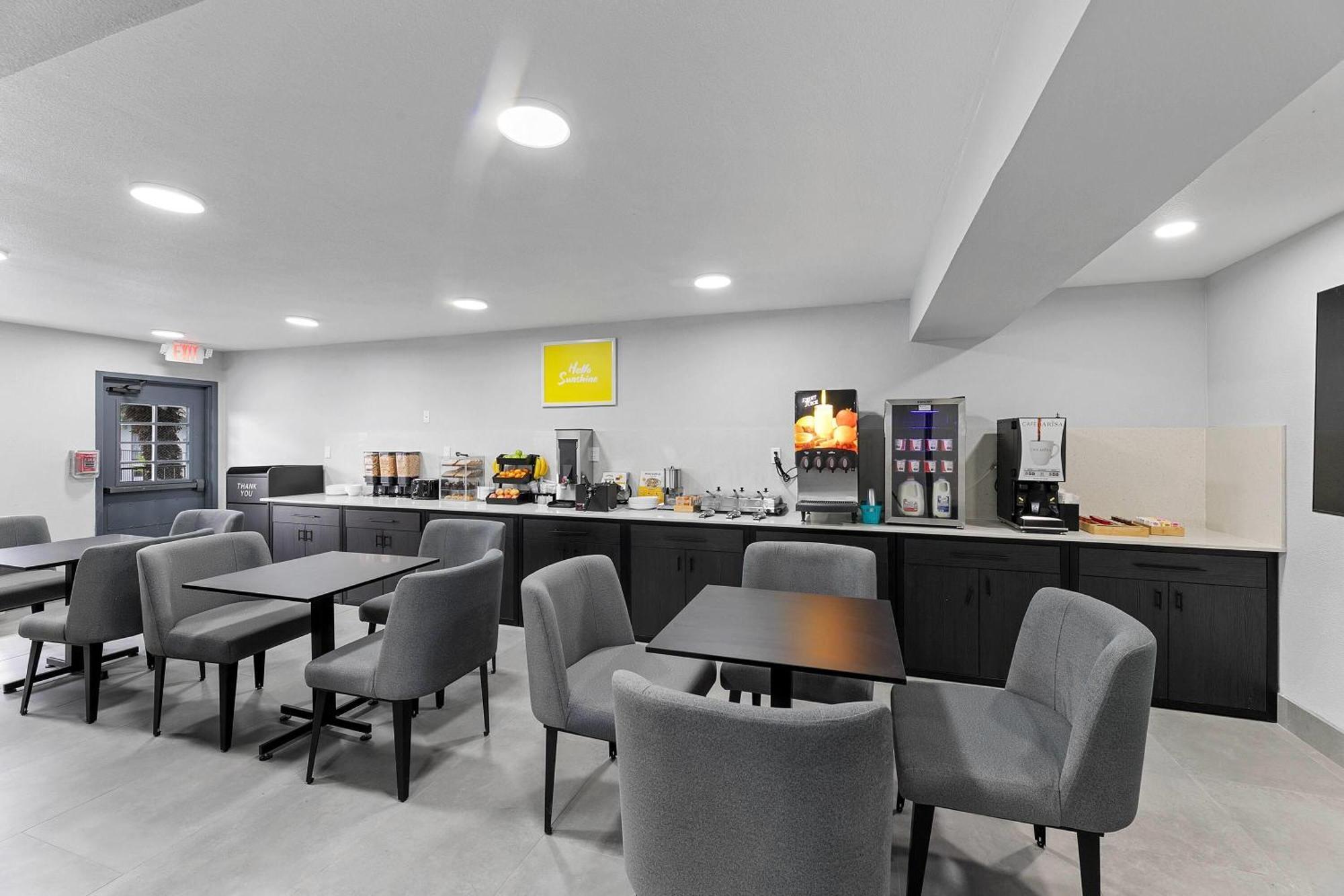 Baymont By Wyndham Near Lackland Afb *