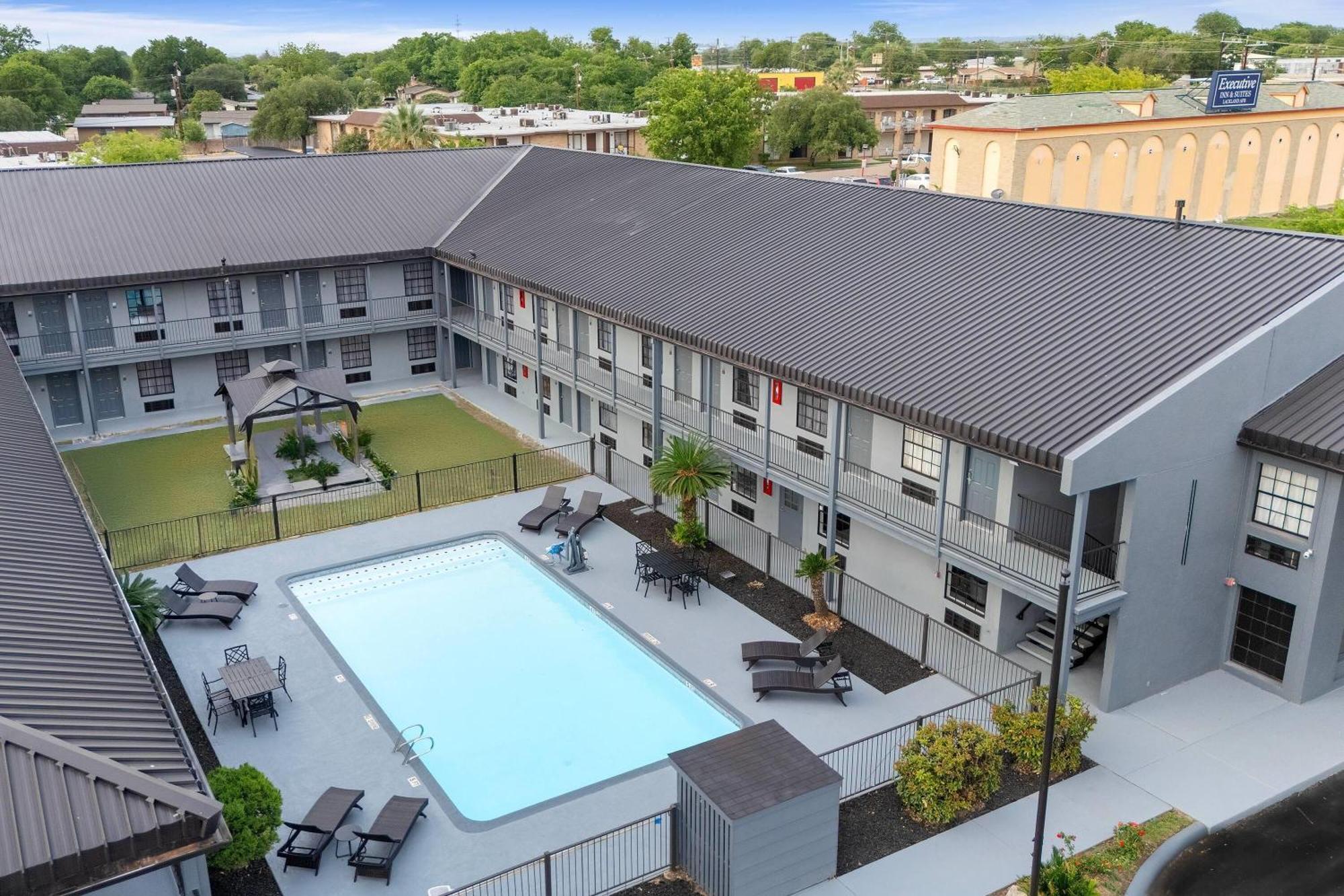 Baymont By Wyndham Near Lackland Afb