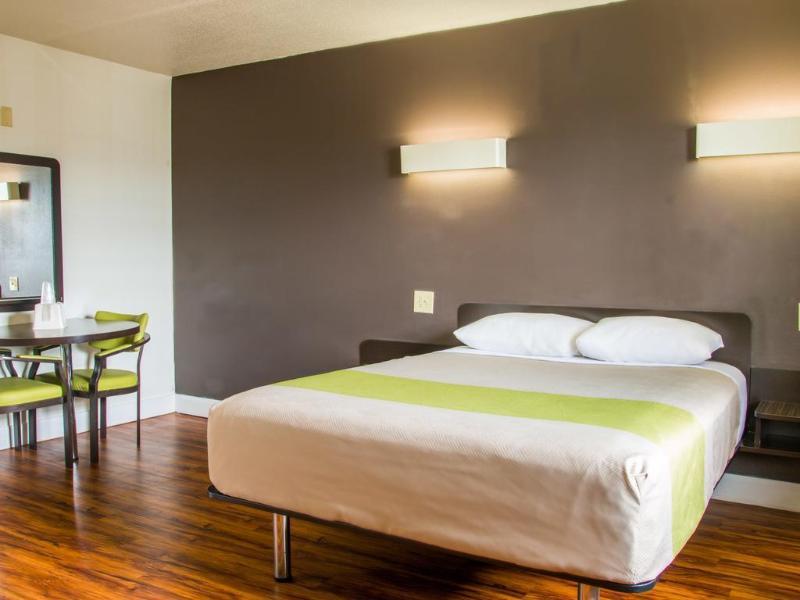 Baymont By Wyndham Near Lackland Afb * San Antonio