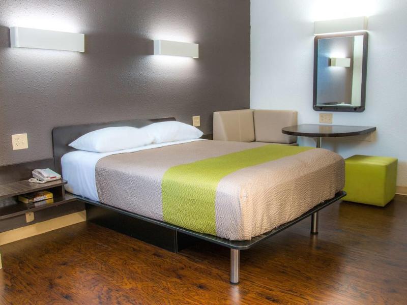 Baymont By Wyndham Near Lackland Afb Hotel San Antonio