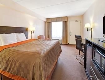 Baymont By Wyndham Near Lackland Afb San Antonio