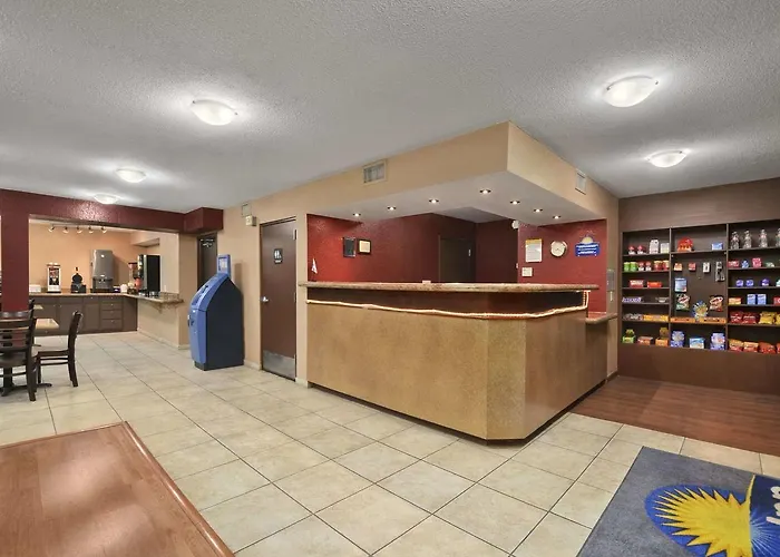 Deluxe Inn San Antonio Near Lackland Afb
